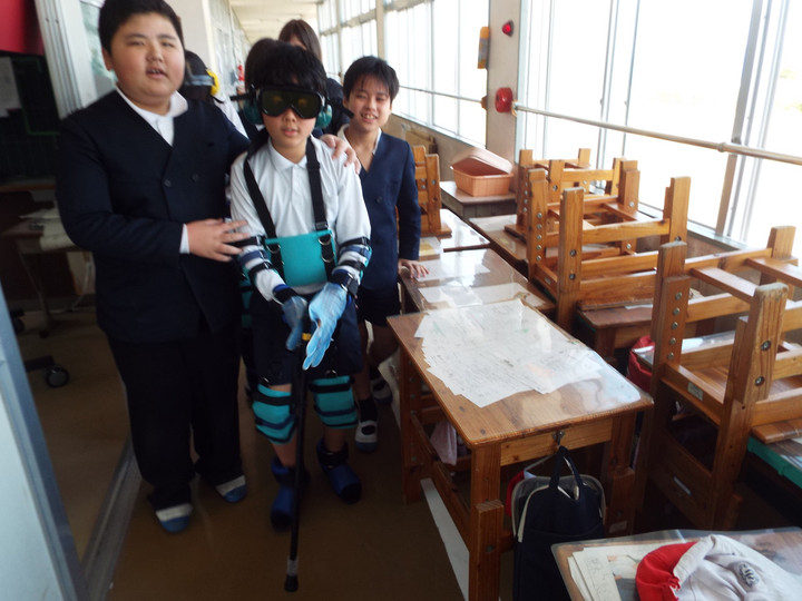屋久島町立 小瀬田小学校 : 5・6年 福祉についての体験学習